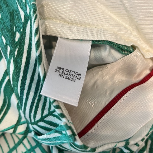 SOLD Banana Republic Palm Print Pant Size 0P - Picture 9 of 10